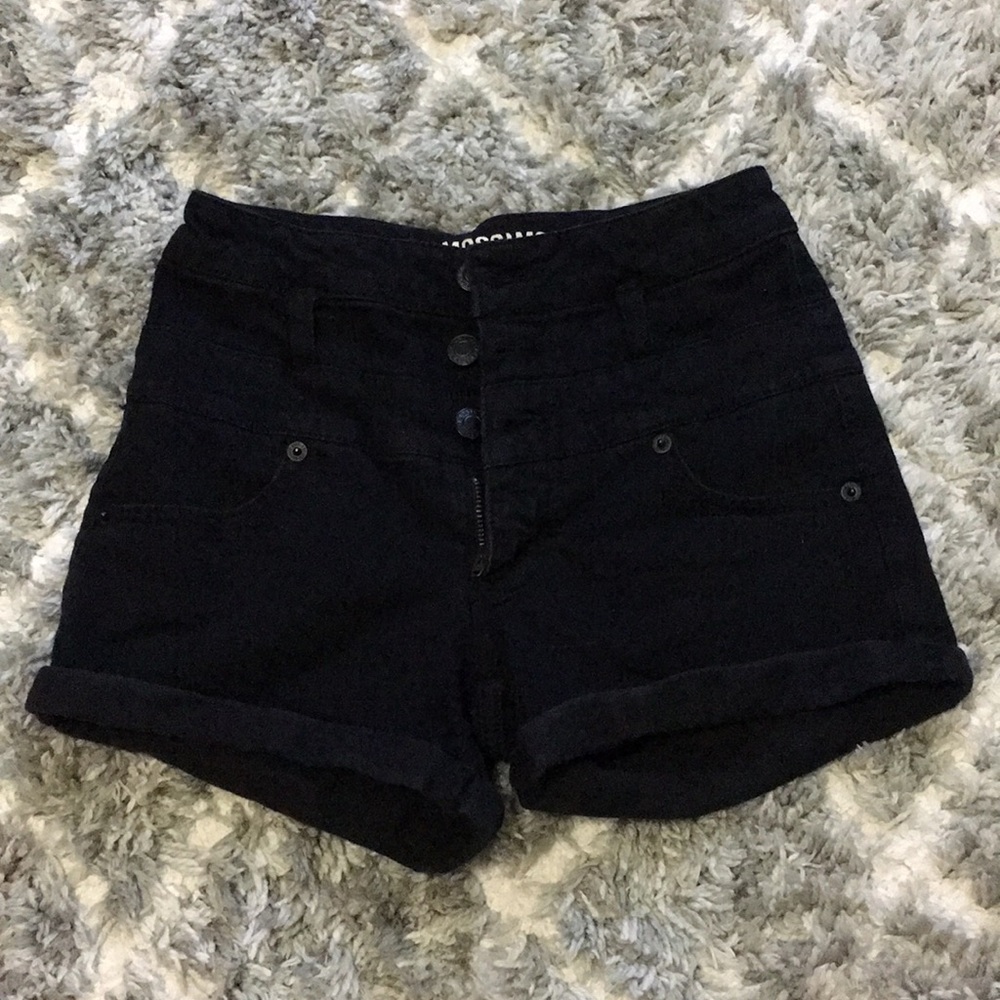 Black, high-washed jean shorts